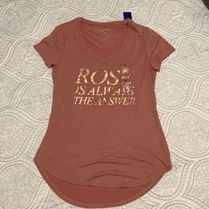 ✨NWT✨ Pink ‘Rosé is Always the Answer’ tshirt